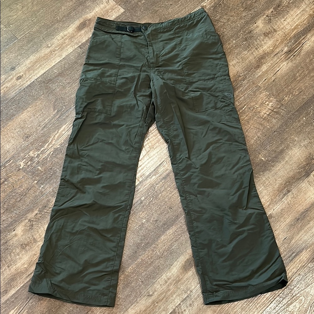 Mountain Hardwear Forest Green Cargo Pants
